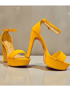 Mustard Platform High Heels With Ankle Strap Open Toe Design Faux Leather Finish